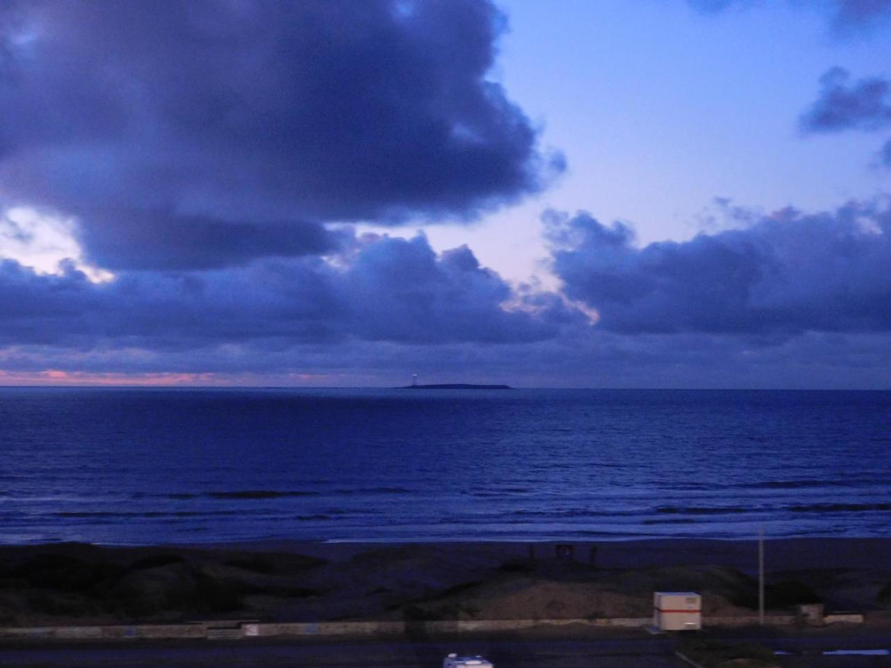 Depto Frente Al Mar - Punta Del Este - Uruguay Exterior photo